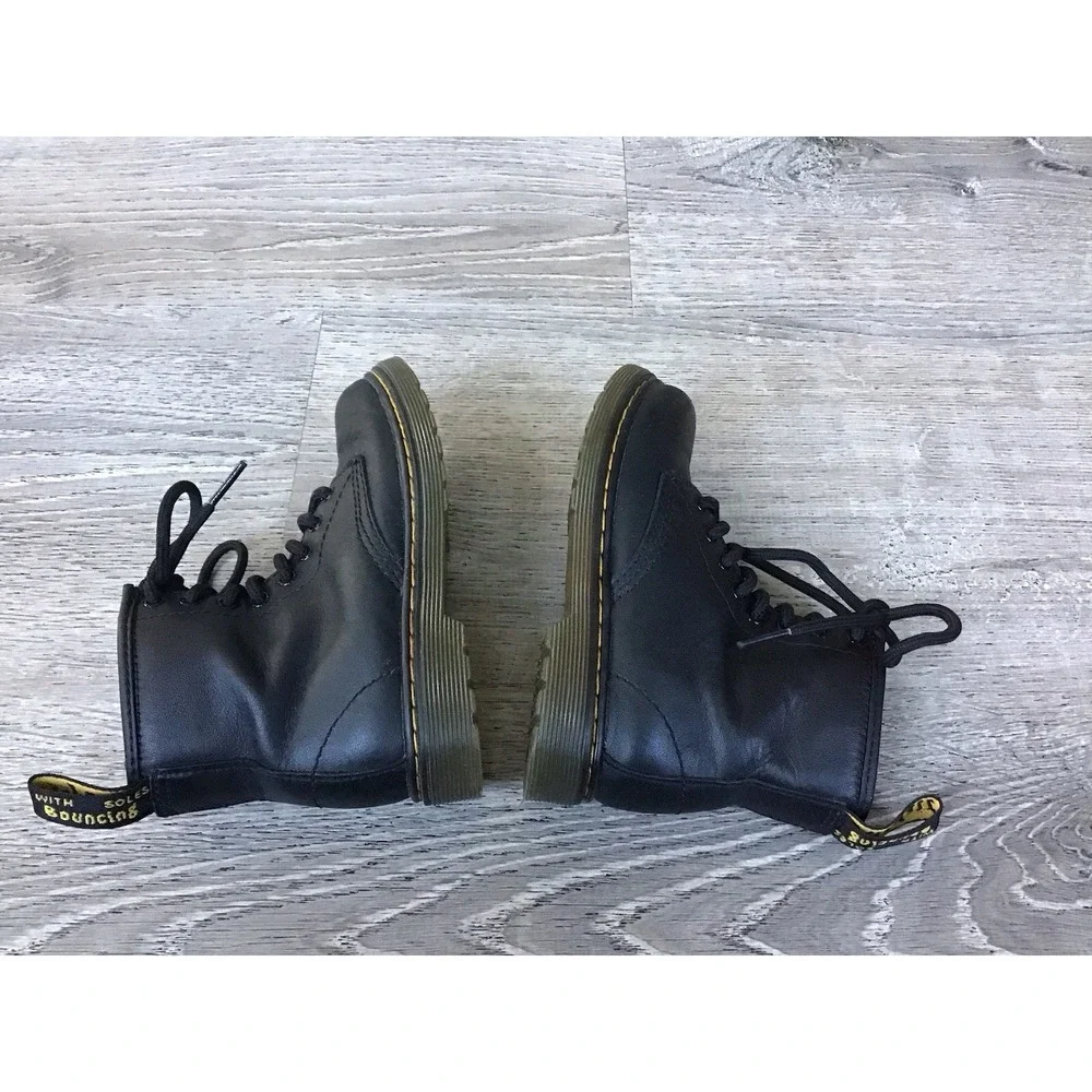 Dr. Martens Black Matte J Youth Combat Youth Size 11 Boots Ankle Boot 1460